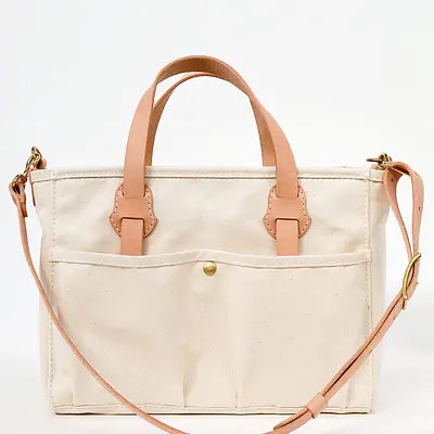 PRE-ORDER: THE CISTA BOOKBAG primary image